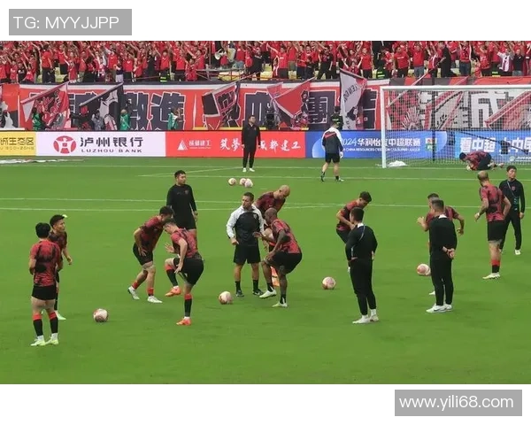 足球小白逆袭传奇:从菜鸟到顶级球星的成长之路 足球小白逆袭传奇:从菜鸟到顶级球星的成长之路